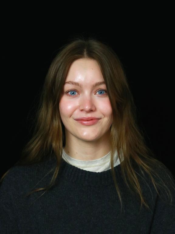  Kait Healy